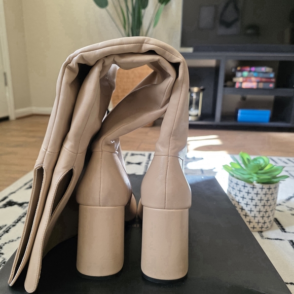 GORGEOUS Charles David Over-the-Knee Terrell Boots- New! Never Worn! - Picture 10 of 11